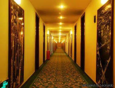 Xinlong Holiday Hotel Jiaozhou Exterior foto